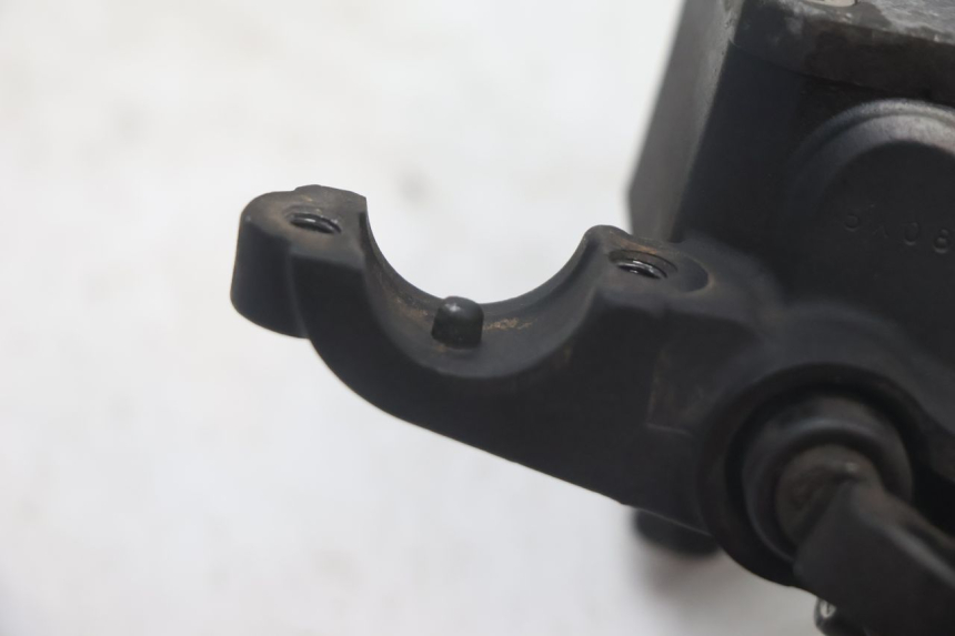 photo de MASTERCYLINDER ANTERIORE YAMAHA XMAX X-MAX 125 (2006 - 2009) - Vista d'insieme del prodotto