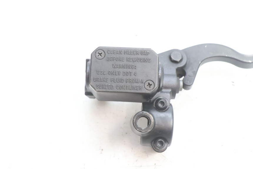 photo de MASTERCYLINDER ANTERIORE YAMAHA X-MAX XMAX 125 (2010 - 2013) - Dettaglio del componente