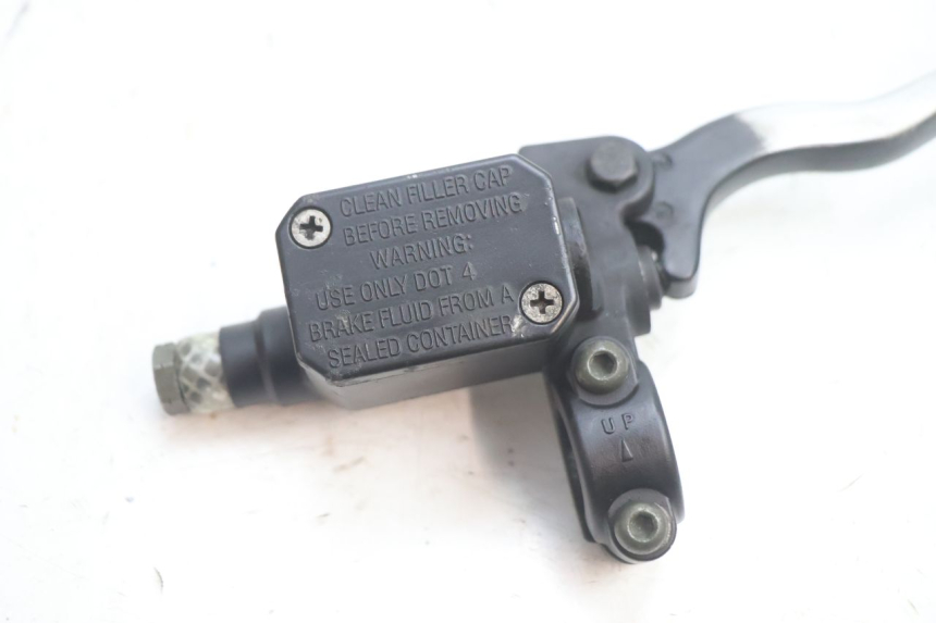 photo de MASTERCYLINDER ANTERIORE PIAGGIO X9 EVOLUTION 125 (2003 - 2007) - Dettaglio del componente