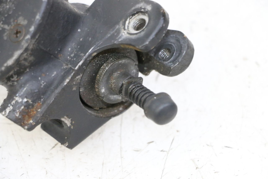 photo de POMPA FRENO ANTERIORE YAMAHA XJN DIVERSION 600 (2000 - 2003) - Primo piano tecnico