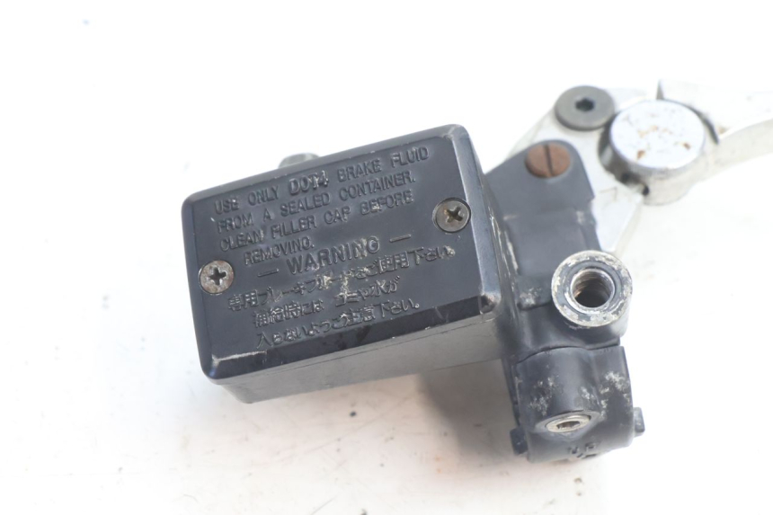 photo de POMPA FRENO ANTERIORE YAMAHA XJR 1300 (1998 - 2002) - Dettaglio del componente