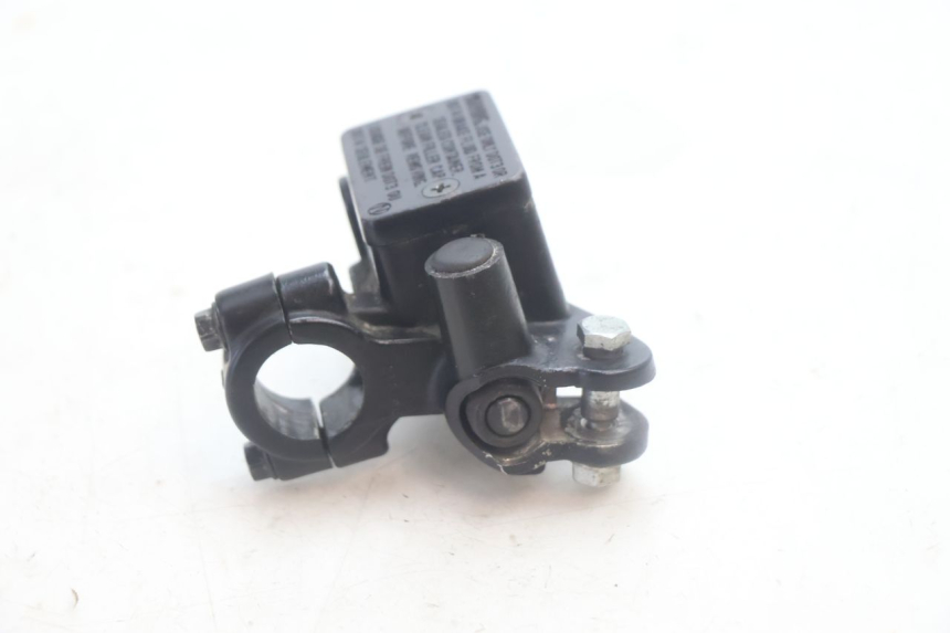 photo de POMPA FRENO ANTERIORE HONDA XLV VARADERO 125 (2007 - 2012) - Altra angolazione