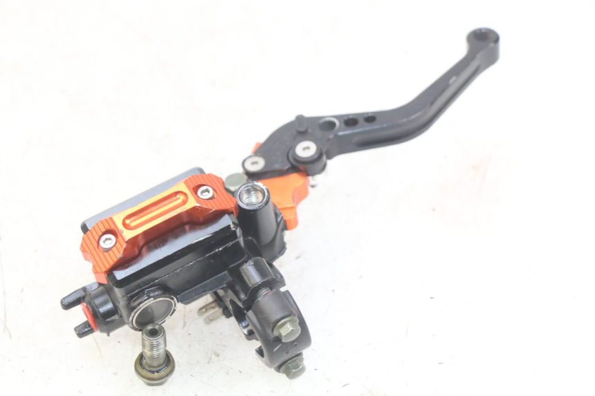 photo de MASTERCYLINDER ANTERIORE ZHEJIANG XMOTOS XB-81 50 - Vista d'insieme del prodotto