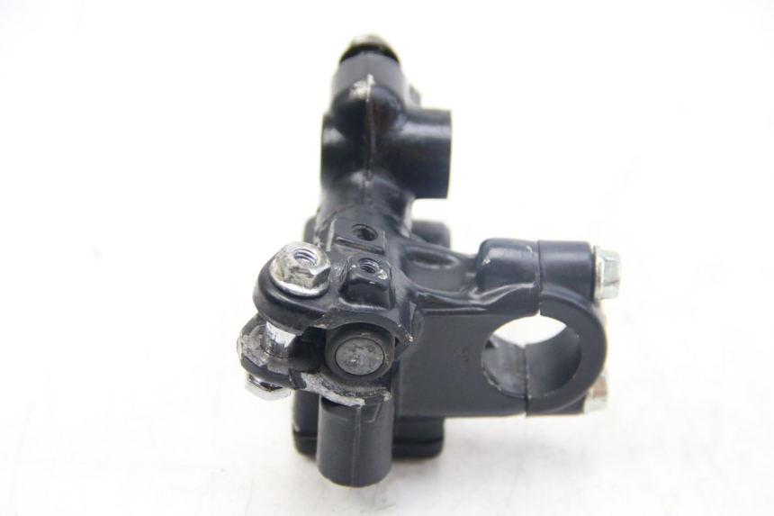 photo de MASTERCYLINDER ANTERIORE HONDA XR L 125 (2003 - 2007) - Zoom sullo stato d'uso