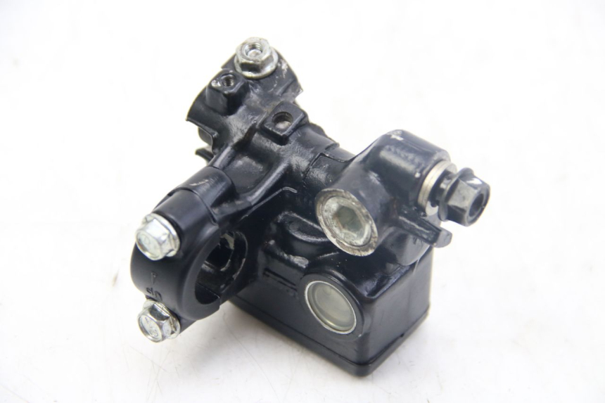 photo de MASTERCYLINDER ANTERIORE HONDA XR L 125 (2003 - 2007) - Primo piano tecnico