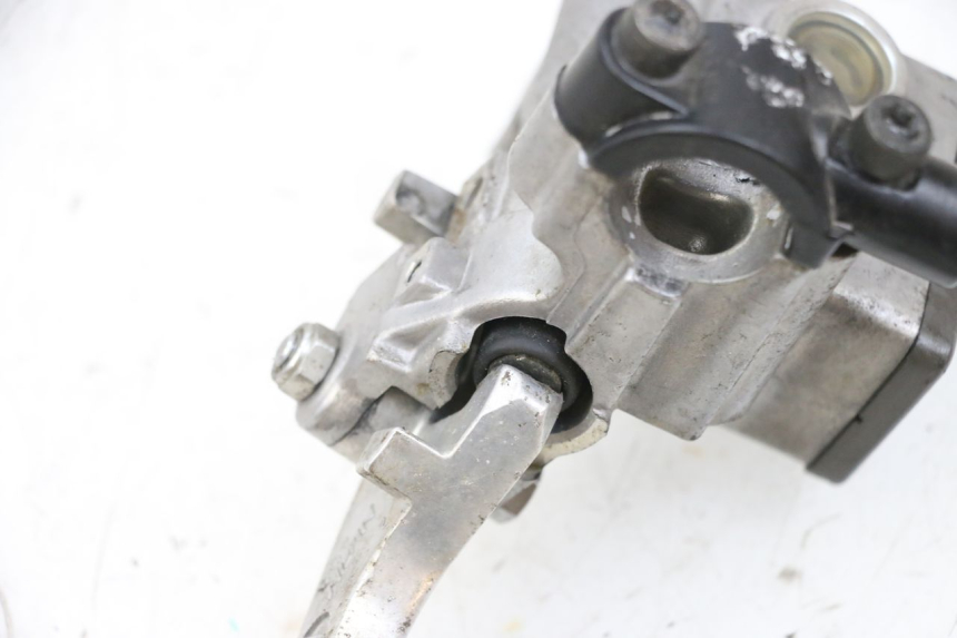photo de POMPA FRENO ANTERIORE YAMAHA YFM R RAPTOR 250 (2008 - 2014) - Dettaglio del componente