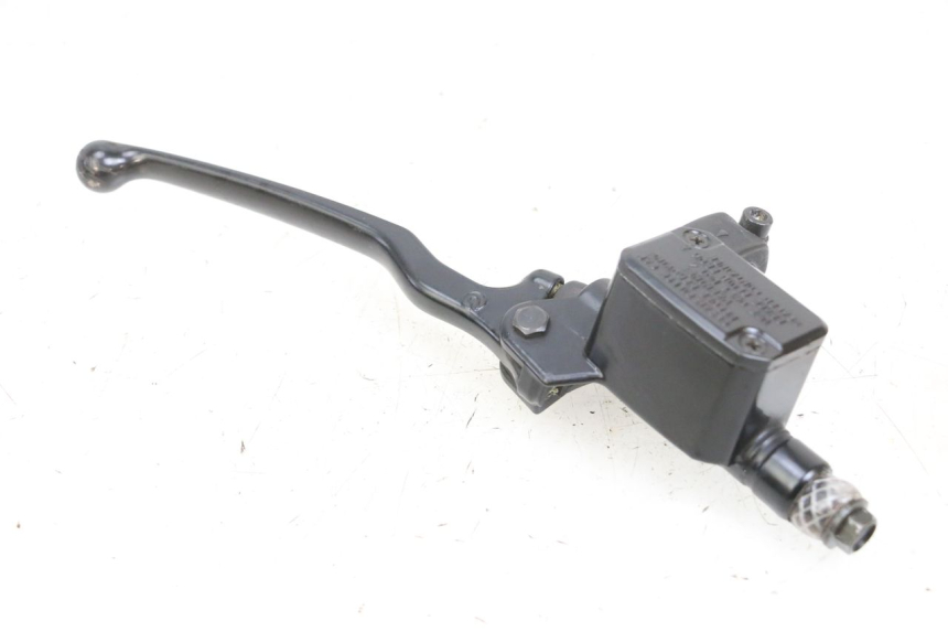 photo de MASTERCYLINDER ANTERIORE YAMAHA YP MAJESTY 125 (2002 - 2006) - Vista principale