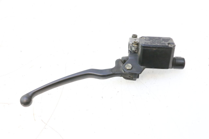 photo de MASTERCYLINDER ANTERIORE YAMAHA YP MAJESTY 125 (1998 - 2001) - Altra angolazione