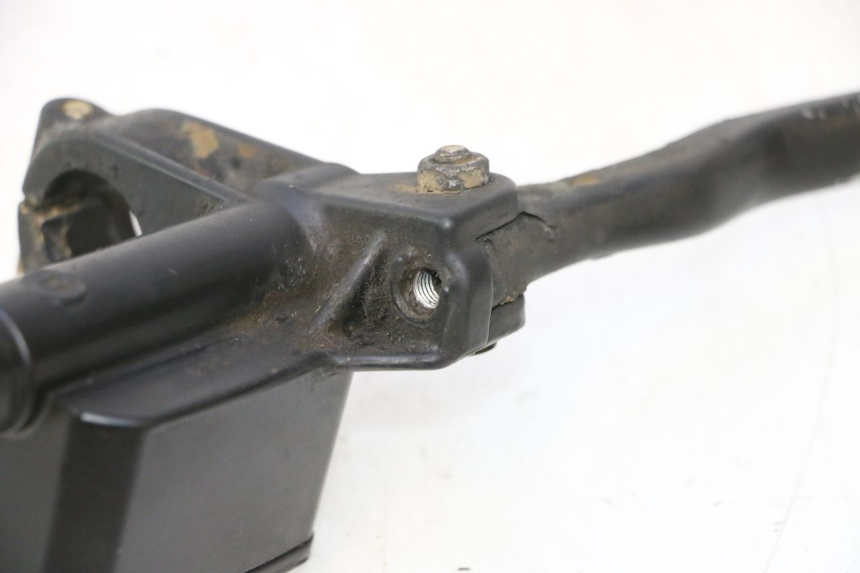photo de MASTERCYLINDER ANTERIORE YAMAHA YP MAJESTY 125 (1998 - 2001) - Vista d'insieme del prodotto