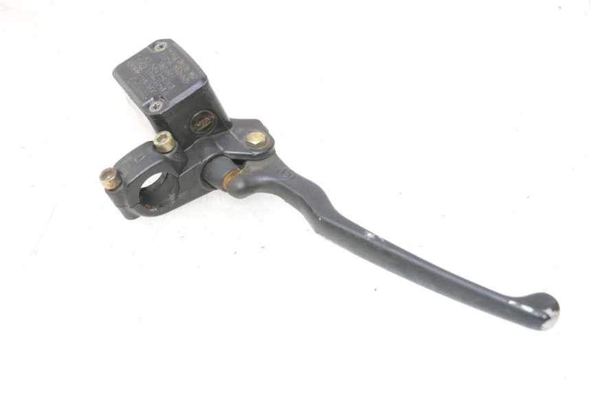 photo de MASTERCYLINDER ANTERIORE YAMAHA YP MAJESTY 125 (1998 - 2001) - Stato della superficie e materiale
