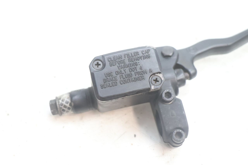photo de MASTERCYLINDER ANTERIORE YAMAHA YP MAJESTY 125 (2002 - 2006) - Dettaglio del componente