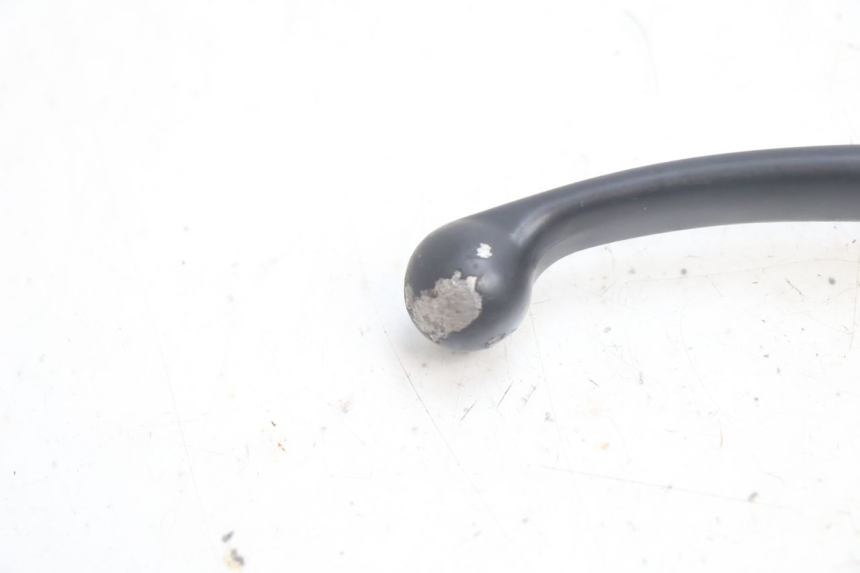 photo de MASTERCYLINDER ANTERIORE YAMAHA YP MAJESTY 125 (2002 - 2006) - Stato della superficie e materiale