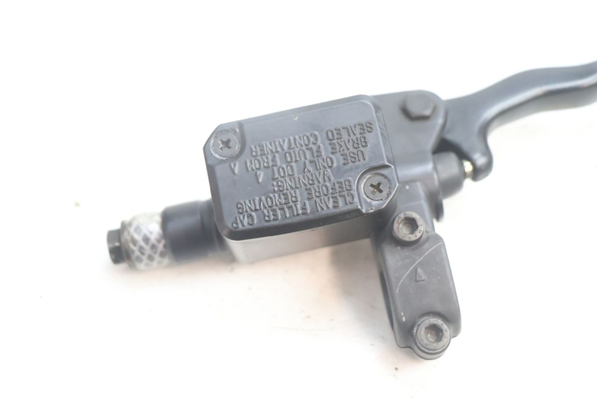 photo de MASTERCYLINDER ANTERIORE YAMAHA YP MAJESTY 125 (2002 - 2006) - Dettaglio del componente