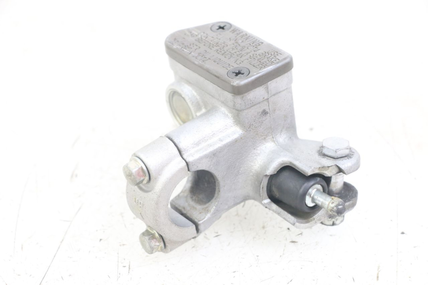 photo de MASTERCYLINDER ANTERIORE YAMAHA YZ 125 (2017 - 2021) - Primo piano tecnico