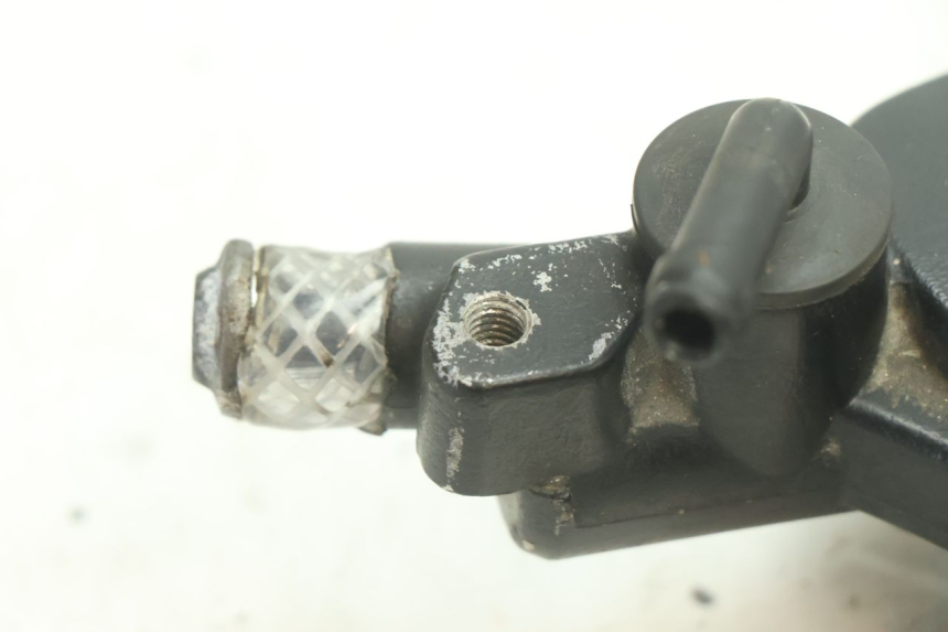 photo de POMPA FRENO ANTERIORE YAMAHA YZF R6 600 (2008 - 2009) - Zoom sullo stato d'uso