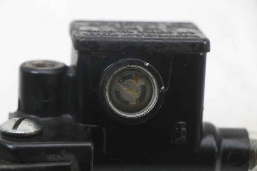 photo de MASTERCYLINDER ANTERIORE PIAGGIO ZIP 2T 50 (2009 - 2019) - Stato della superficie e materiale