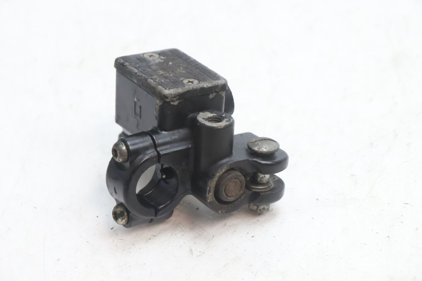 photo de MASTERCYLINDER ANTERIORE PIAGGIO ZIP 2T 50 (2009 - 2019) - Primo piano tecnico