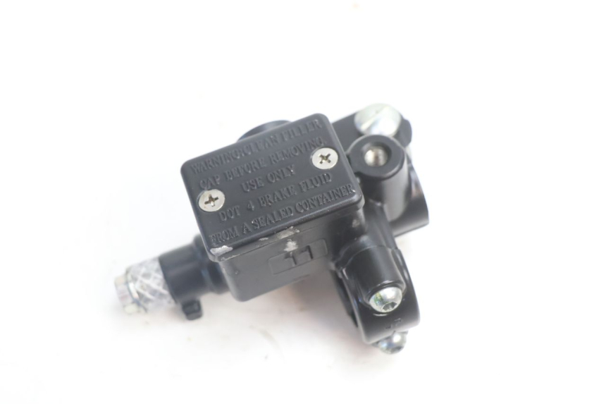photo de MASTERCYLINDER ANTERIORE PIAGGIO ZIP 2T 50 (2009 - 2019) - Dettaglio del componente