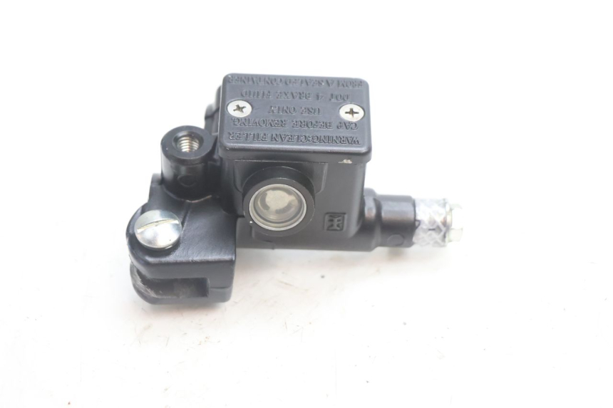 photo de MASTERCYLINDER ANTERIORE PIAGGIO ZIP 2T 50 (2009 - 2019) - Zoom sullo stato d'uso