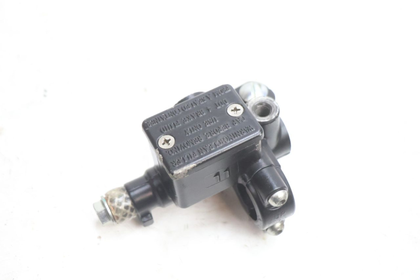 photo de MASTERCYLINDER ANTERIORE PIAGGIO ZIP 2T 50 (2009 - 2019) - Vista principale