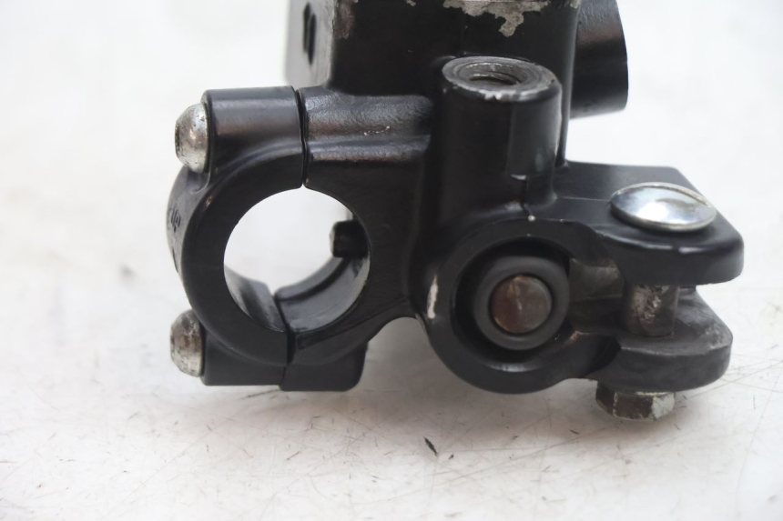 photo de MASTERCYLINDER ANTERIORE PIAGGIO ZIP 2T 50 (2009 - 2019) - Altra angolazione