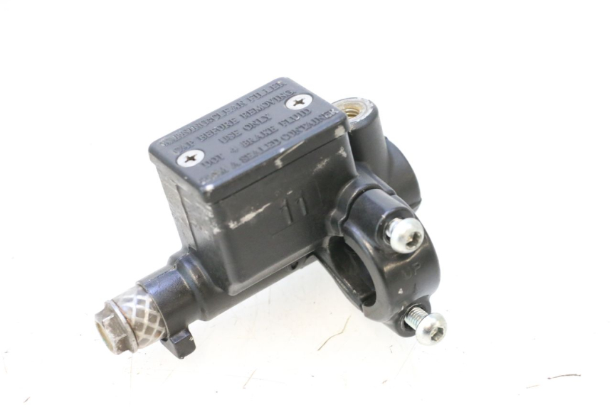 photo de MASTERCYLINDER ANTERIORE PIAGGIO ZIP 4T 50 (2018 - 2020) - Primo piano tecnico
