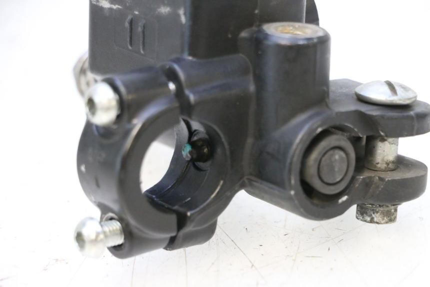 photo de MASTERCYLINDER ANTERIORE PIAGGIO ZIP 4T 50 (2018 - 2020) - Stato della superficie e materiale