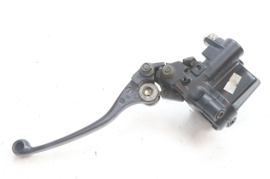 photo de CILINDRO PRINCIPALE ANTERIORE KAWASAKI ZZR 600 (1995 - 2004) - Stato della superficie e materiale