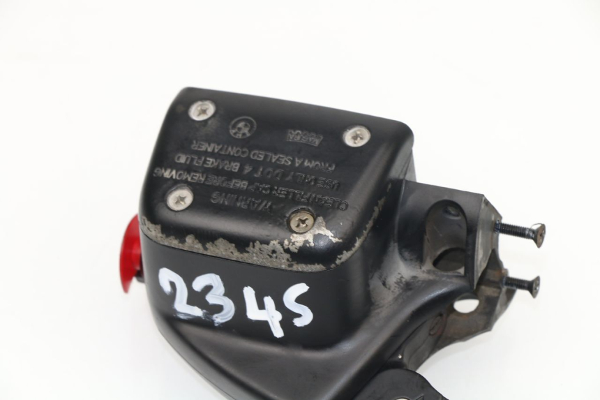 photo de CILINDRO PRINCIPALE FRIZIONE BMW R R 1150 (2001 - 2006) - Primo piano tecnico