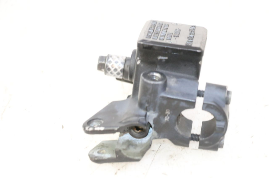 photo de MASTRO CILINDRO FRIZIONE YAMAHA FJR ABS 1300 (2016 - 2020) - Altra angolazione