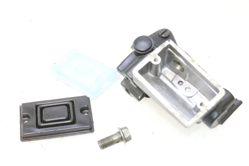 photo de POMPA FRIZIONE YAMAHA FJR 1300 (2001 - 2005) - Zoom sullo stato d'uso