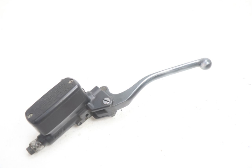 photo de POMPA FRIZIONE HONDA ST PAN EUROPEAN 1100 (1990 - 2002) - Primo piano tecnico