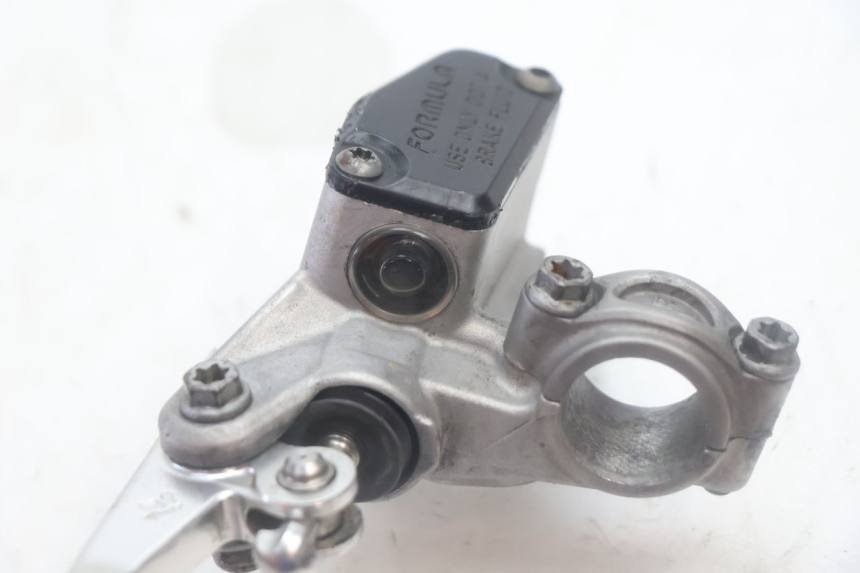 photo de POMPA FRIZIONE KTM SX 85 (2018 - 2024) - Altra angolazione