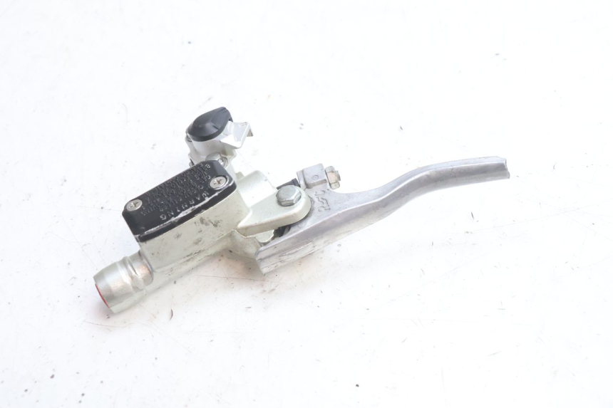 photo de POMPA FRIZIONE HUSABERG TE 250 (2011 - 2014) - Primo piano tecnico