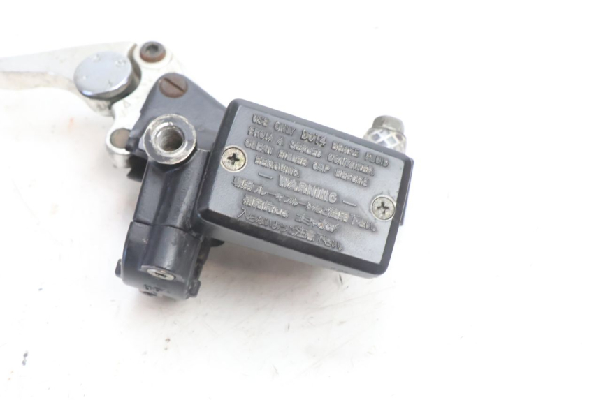 photo de POMPA FRIZIONE YAMAHA XJR 1300 (1998 - 2002) - Dettaglio del componente