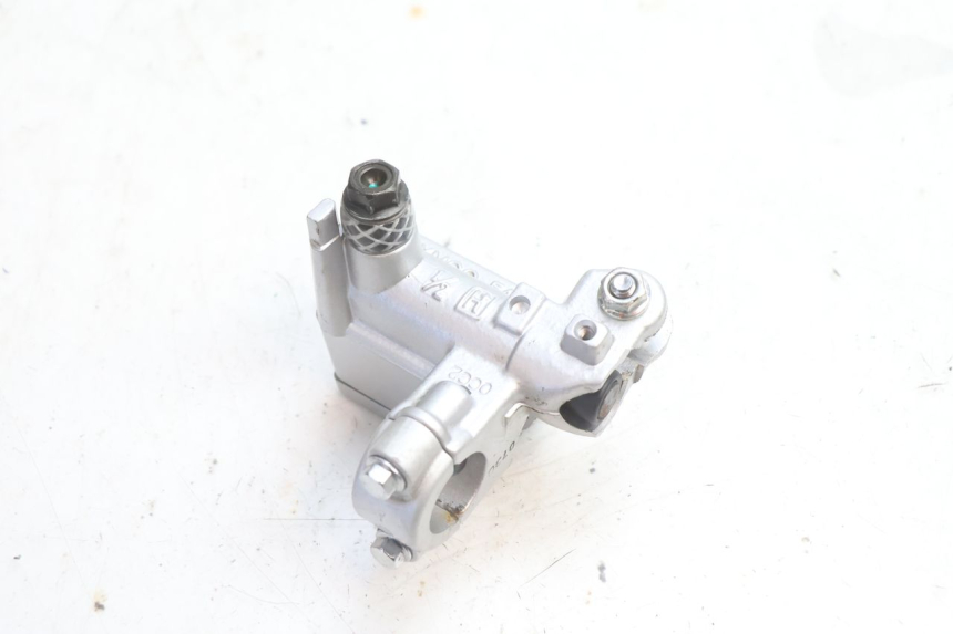 photo de POMPA FRENO POSTERIORE KYMCO AGILITY CITY 16P 125 (2015 - 2024) - Primo piano tecnico