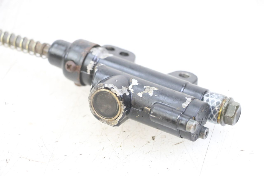 photo de MASTERCYLINDER FRENO POSTERIORE APOLLO RFZ 125 - Primo piano tecnico