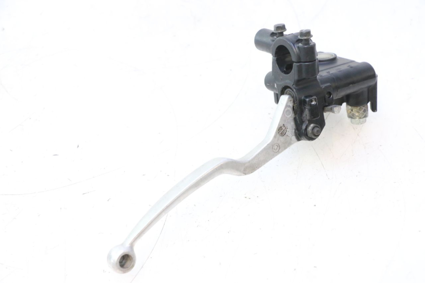 photo de MASTERCYLINDER FRENO POSTERIORE SUZUKI BURGMAN 125 (2007 - 2014) - Primo piano tecnico