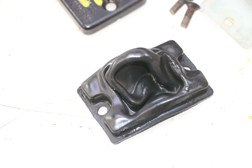 photo de MASTERCYLINDER FRENO POSTERIORE SUZUKI BURGMAN 125 (2007 - 2014) - Primo piano ad alta risoluzione