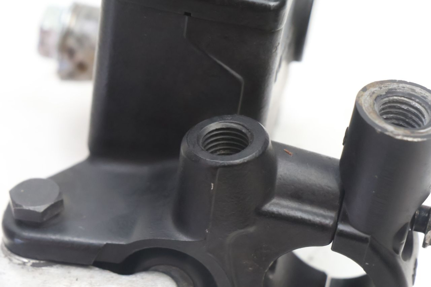 photo de MASTERCYLINDER FRENO POSTERIORE SUZUKI BURGMAN 125 (2007 - 2014) - Altra angolazione