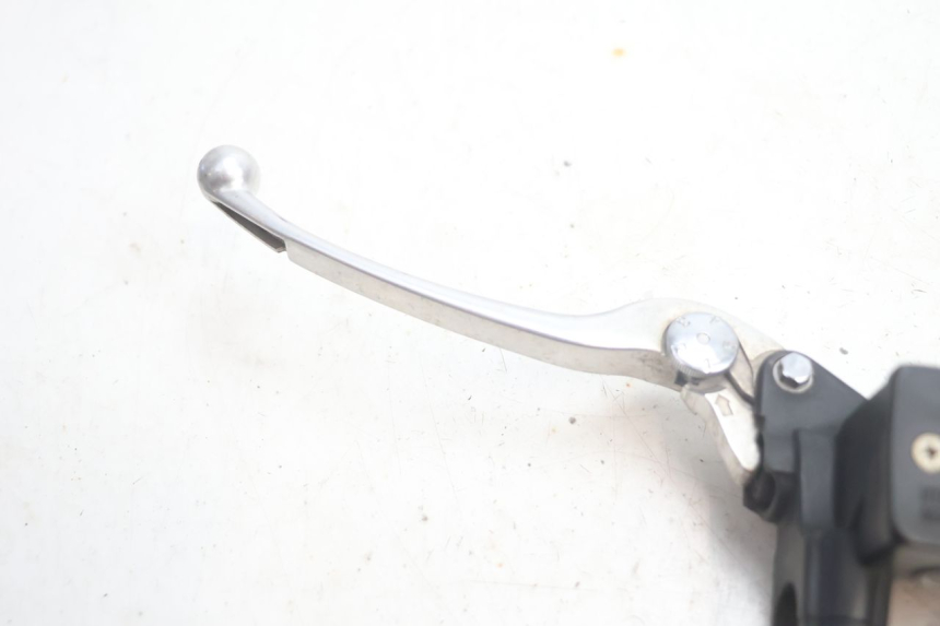 photo de POMPA FRENO POSTERIORE SUZUKI BURGMAN EXECUTIVE ABS 650 (2006 - 2012) - Dettaglio del componente
