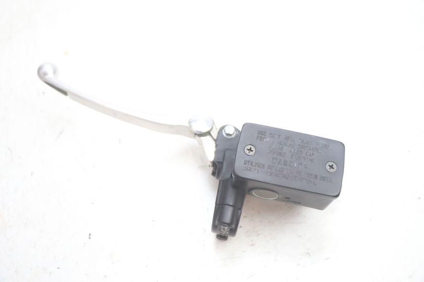 photo de POMPA FRENO POSTERIORE SUZUKI BURGMAN EXECUTIVE ABS 650 (2006 - 2012) - Altra angolazione