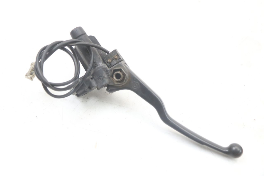 photo de POMPA FRENO POSTERIORE BMW C1 125 (2000 - 2003) - Dettagli dei punti di fissaggio