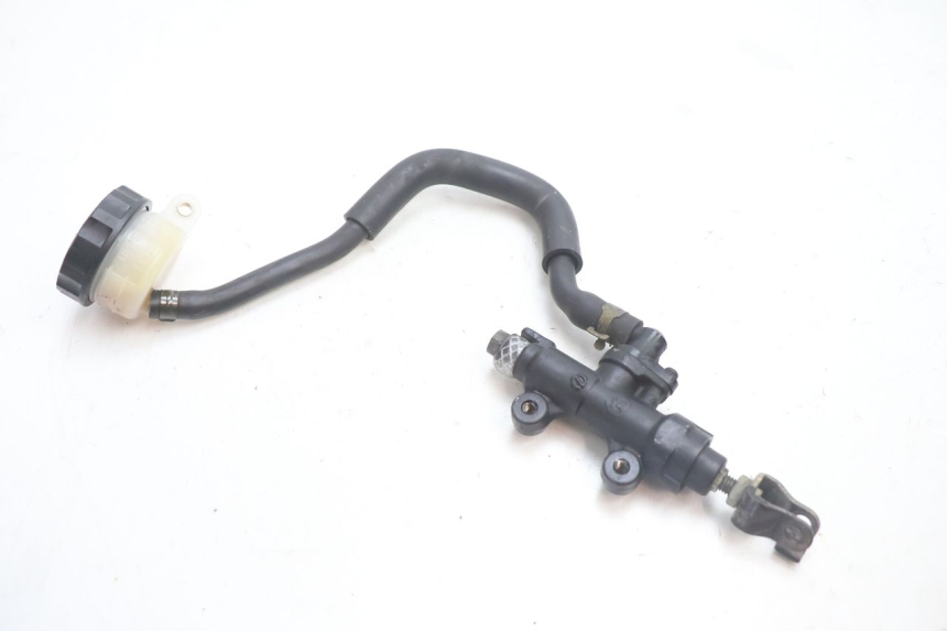 photo de POMPA FRENO POSTERIORE HONDA CB F HORNET 600 (2005 - 2006) - Vista principale