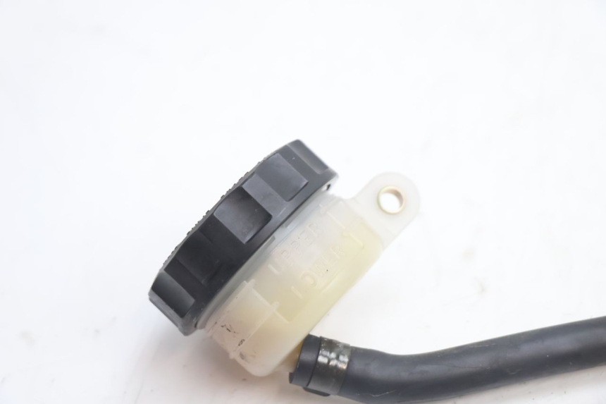 photo de POMPA FRENO POSTERIORE HONDA CB F HORNET 600 (2005 - 2006) - Dettaglio del componente