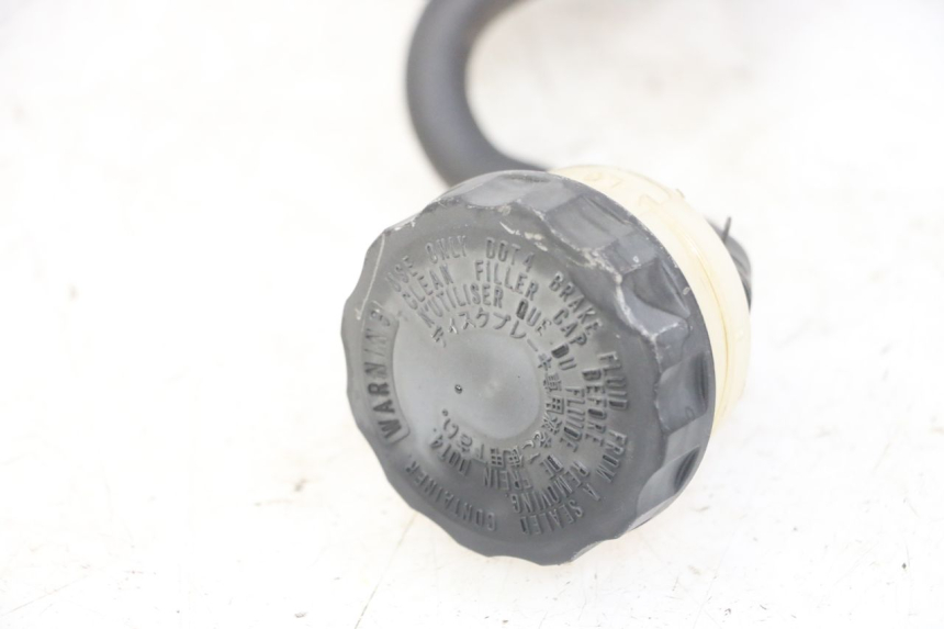 photo de MASTERCYLINDER FRENO POSTERIORE HONDA CBF 500 (2004 - 2007) - Altra angolazione