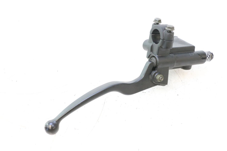 photo de MASTERCYLINDER FRENO POSTERIORE PEUGEOT CITYSTAR 2T 50 (2018 - 2021) - Primo piano tecnico