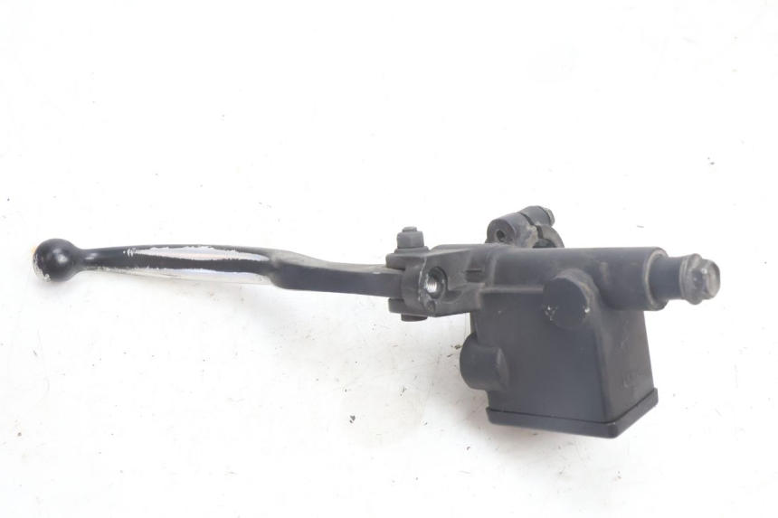 photo de MASTERCYLINDER FRENO POSTERIORE PEUGEOT CITYSTAR 125 (2011 - 2017) - Zoom sullo stato d'uso