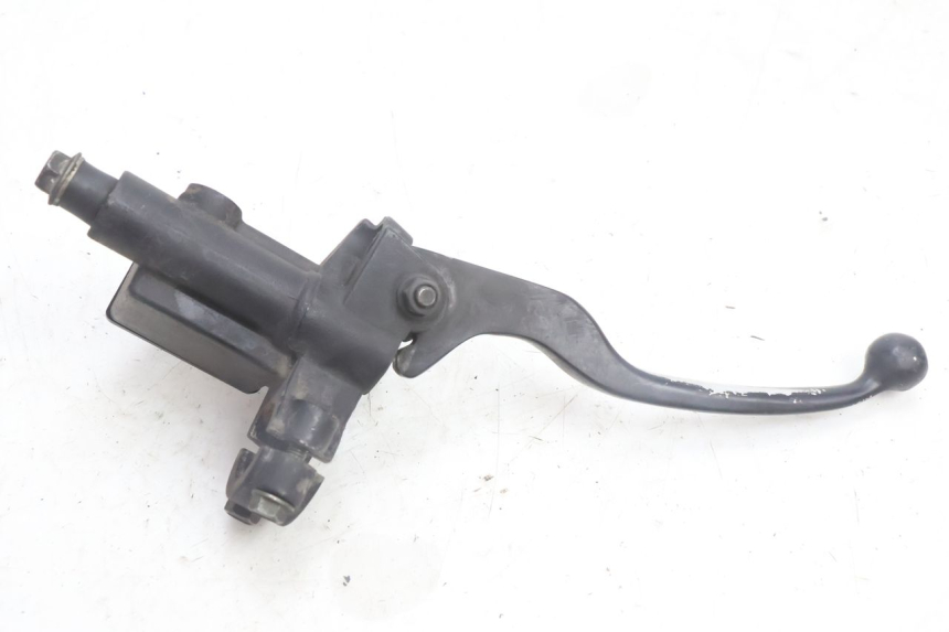 photo de MASTERCYLINDER FRENO POSTERIORE PEUGEOT CITYSTAR 125 (2011 - 2017) - Altra angolazione