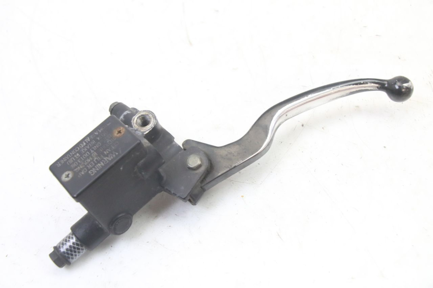 photo de MASTERCYLINDER FRENO POSTERIORE PEUGEOT CITYSTAR 50 (2013 - 2017) - Primo piano tecnico